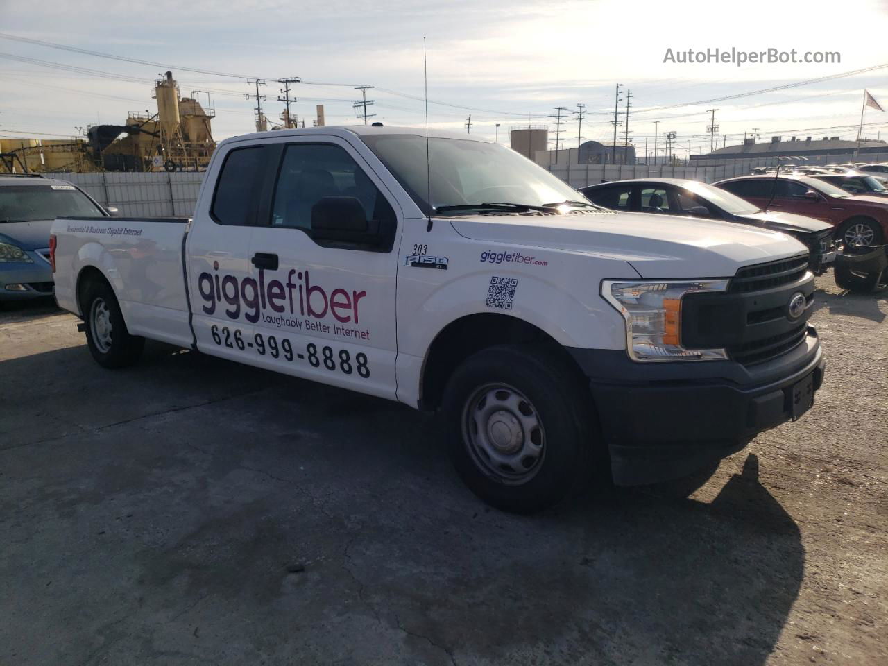 2018 Ford F150 Super Cab White vin: 1FTEX1CP8JKE44877