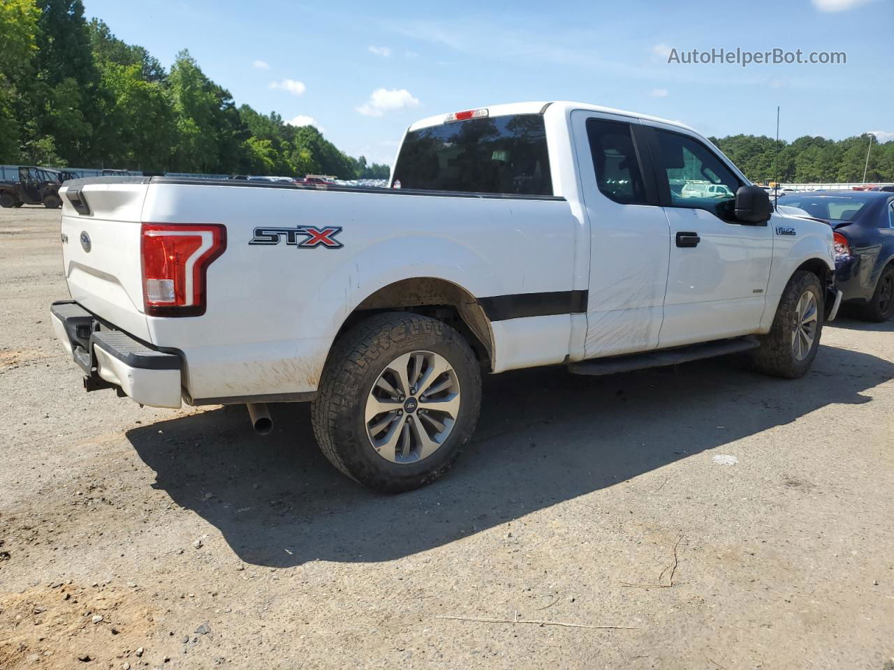 2017 Ford F150 Super Cab White vin: 1FTEX1CP9HKC89122