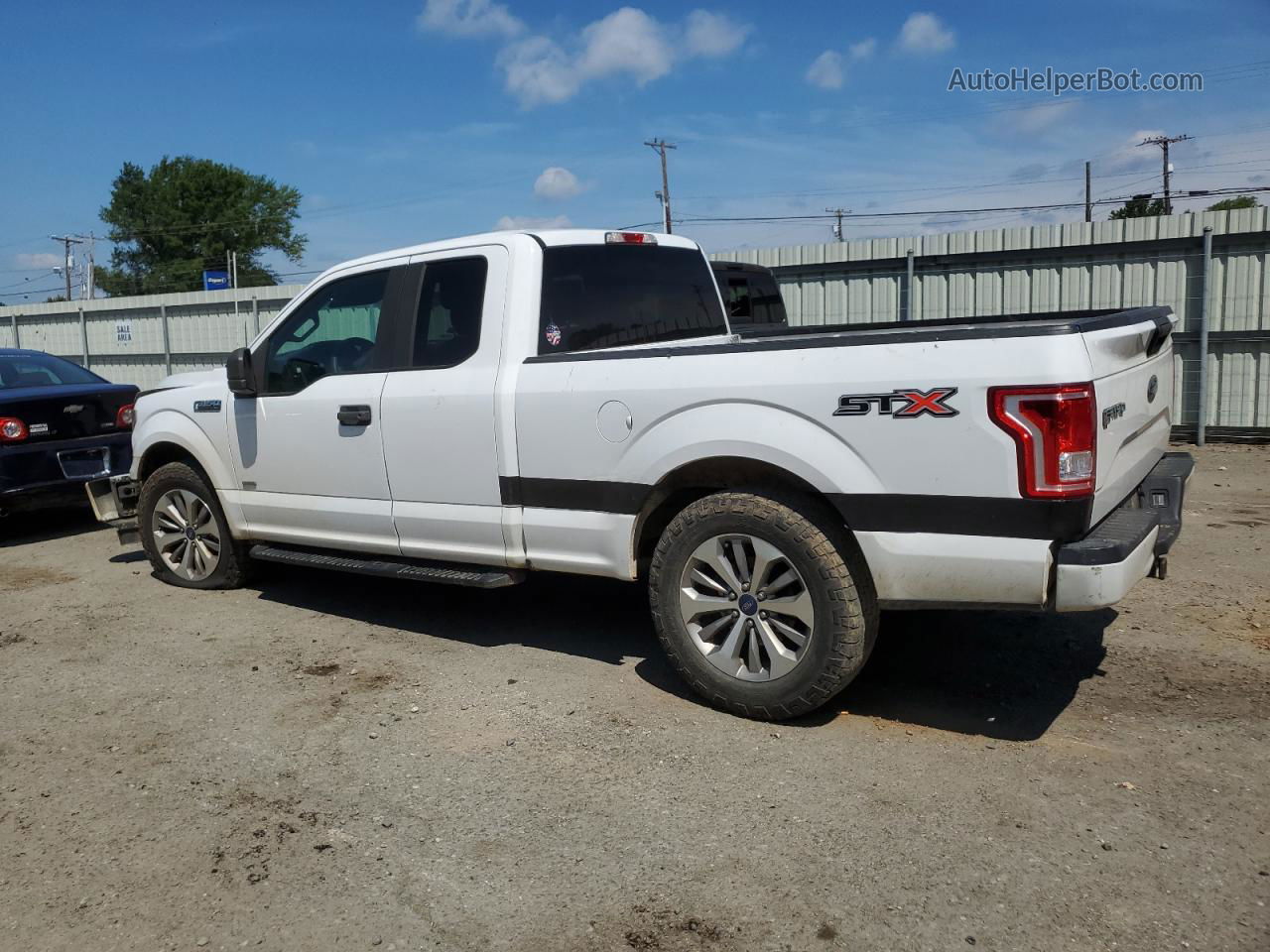 2017 Ford F150 Super Cab White vin: 1FTEX1CP9HKC89122