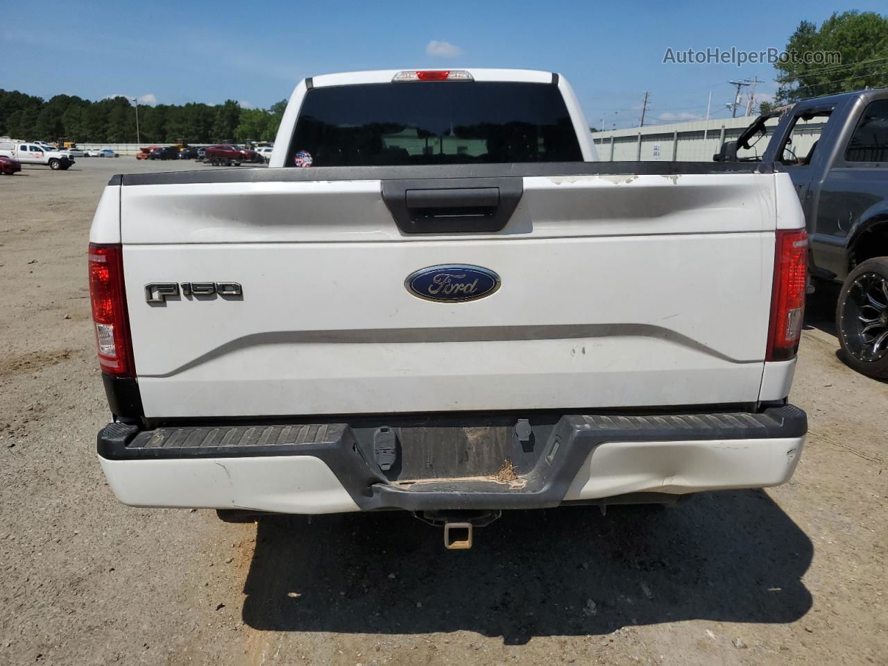 2017 Ford F150 Super Cab White vin: 1FTEX1CP9HKC89122