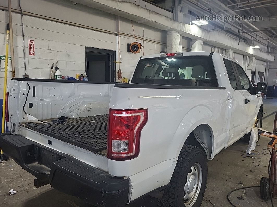 2017 Ford F150 Super Cab vin: 1FTEX1E89HFA35537