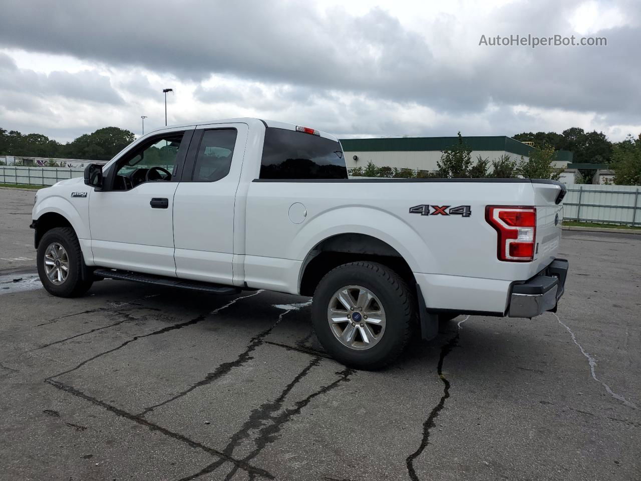 2018 Ford F150 Super Cab White vin: 1FTEX1EB5JFD44794