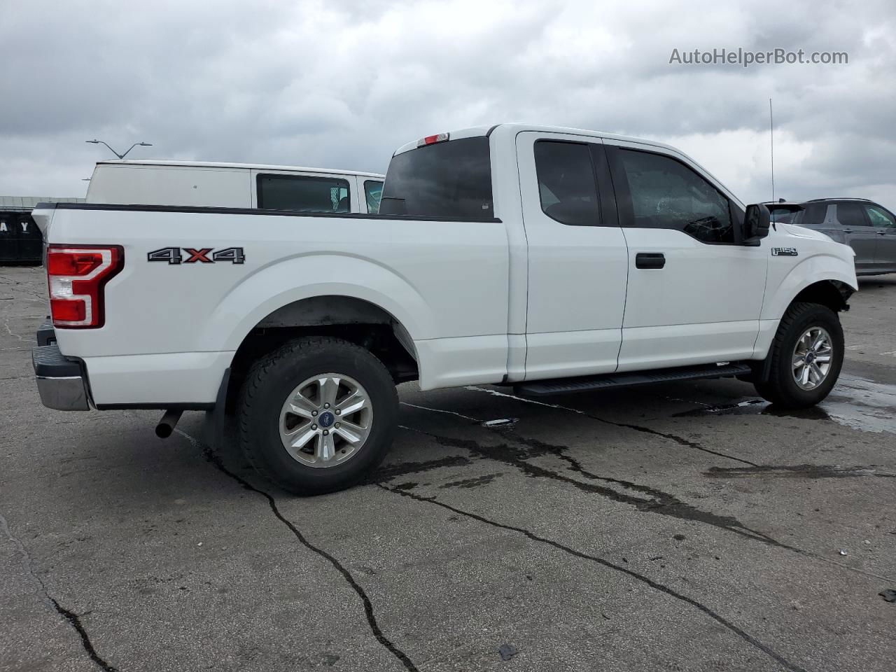 2018 Ford F150 Super Cab White vin: 1FTEX1EB5JFD44794