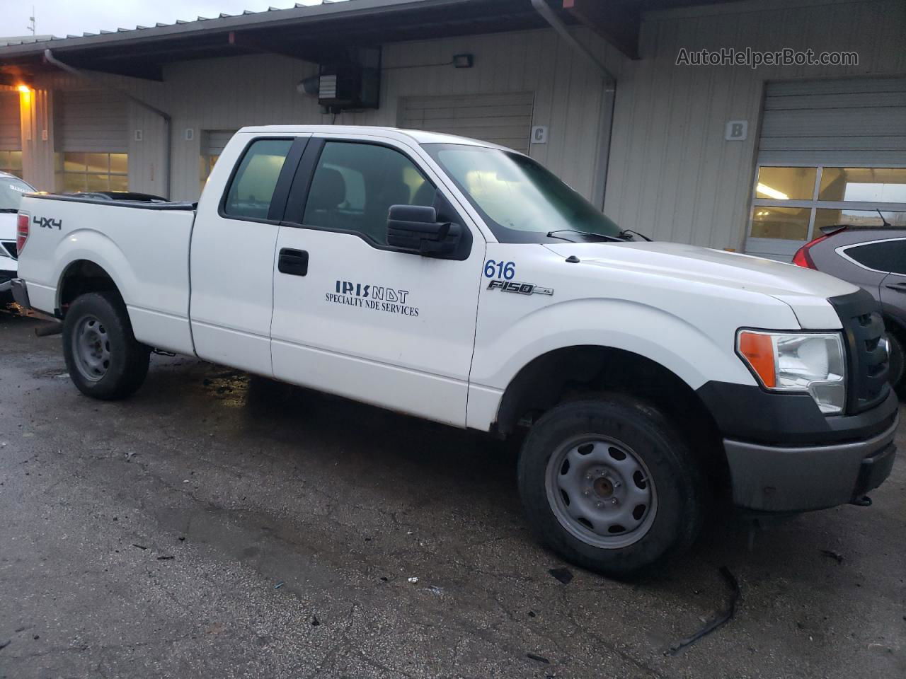 2011 Ford F150 Super Cab White vin: 1FTEX1EM5BFC77763