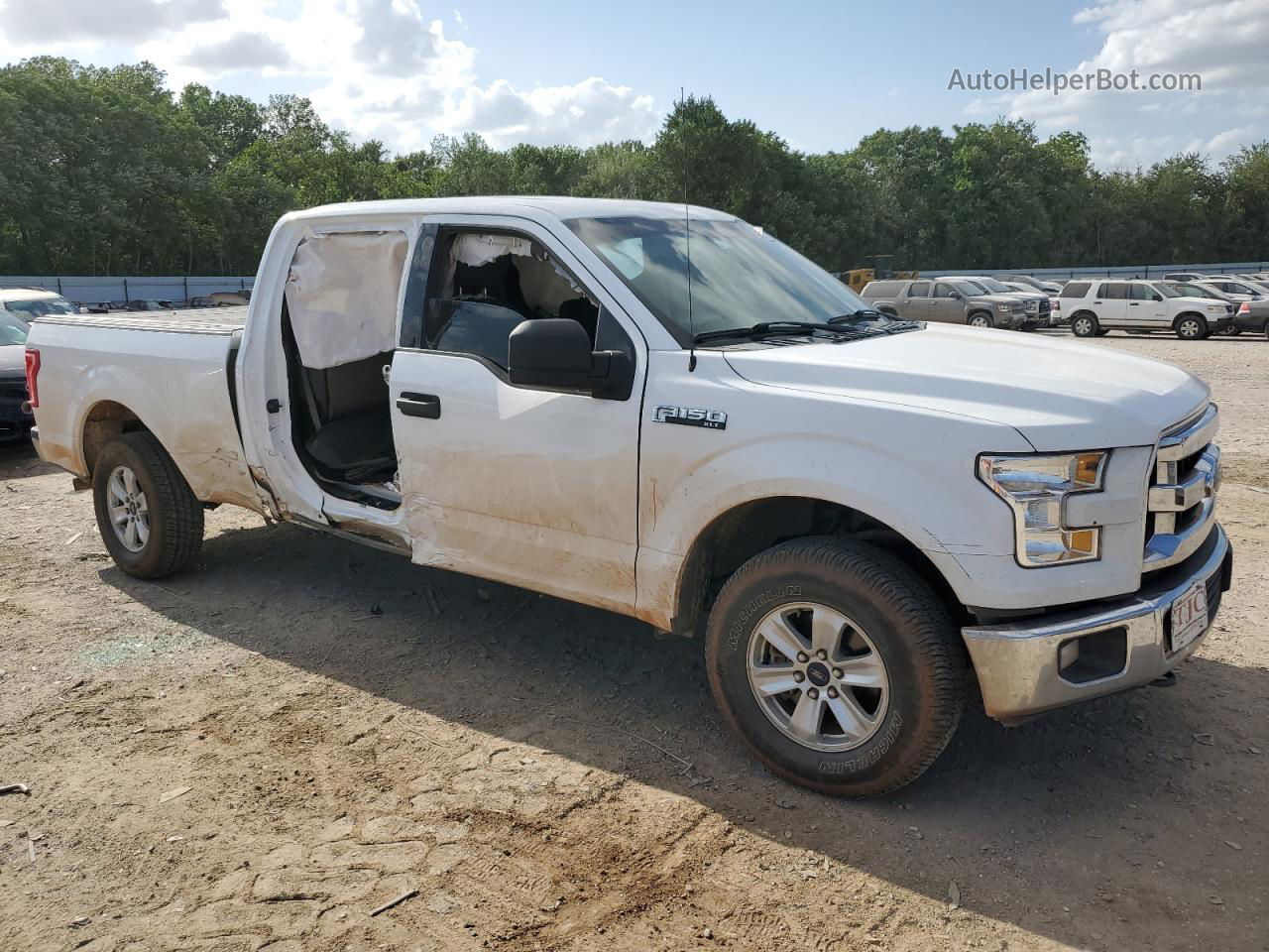 2017 Ford F150 Supercrew White vin: 1FTFW1EF5HKC87217