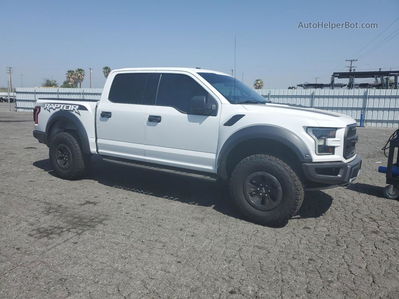 2017 Ford F150 Raptor White vin: 1FTFW1RG1HFB66020