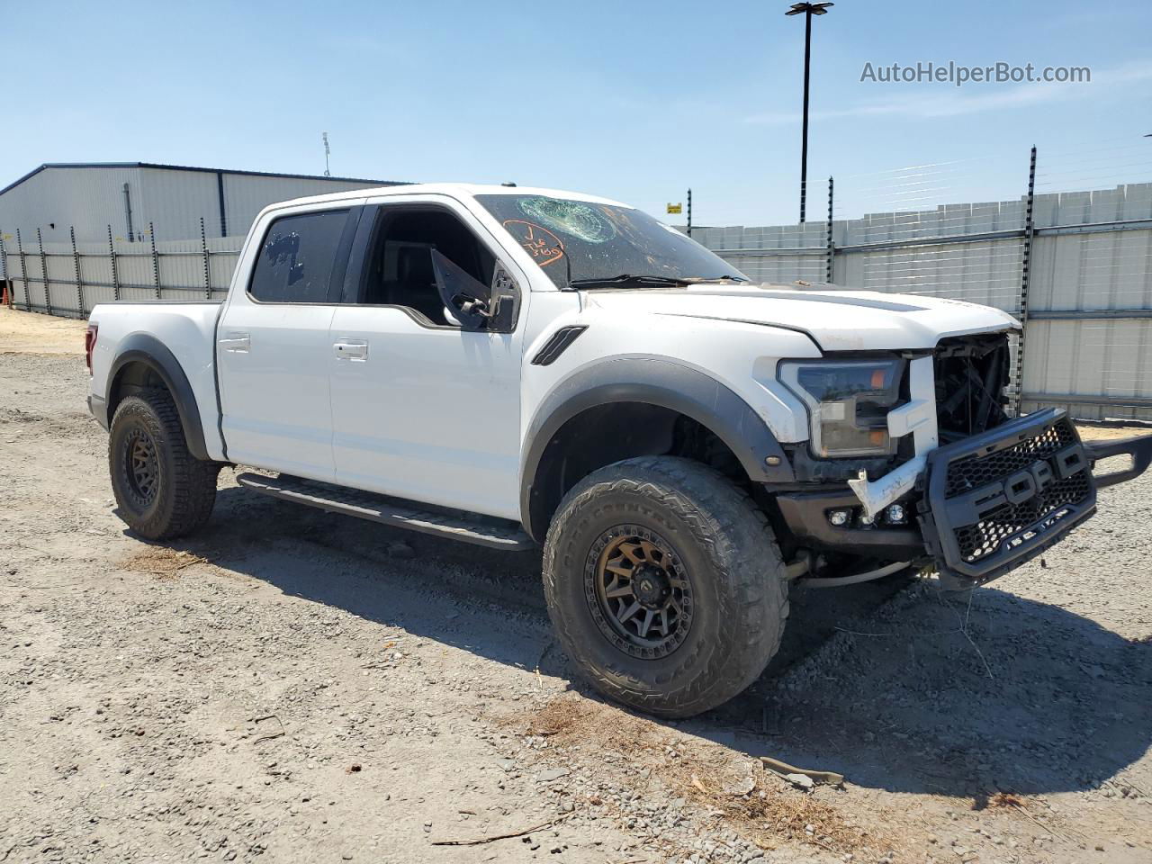 2018 Ford F150 Raptor White vin: 1FTFW1RG2JFB79171