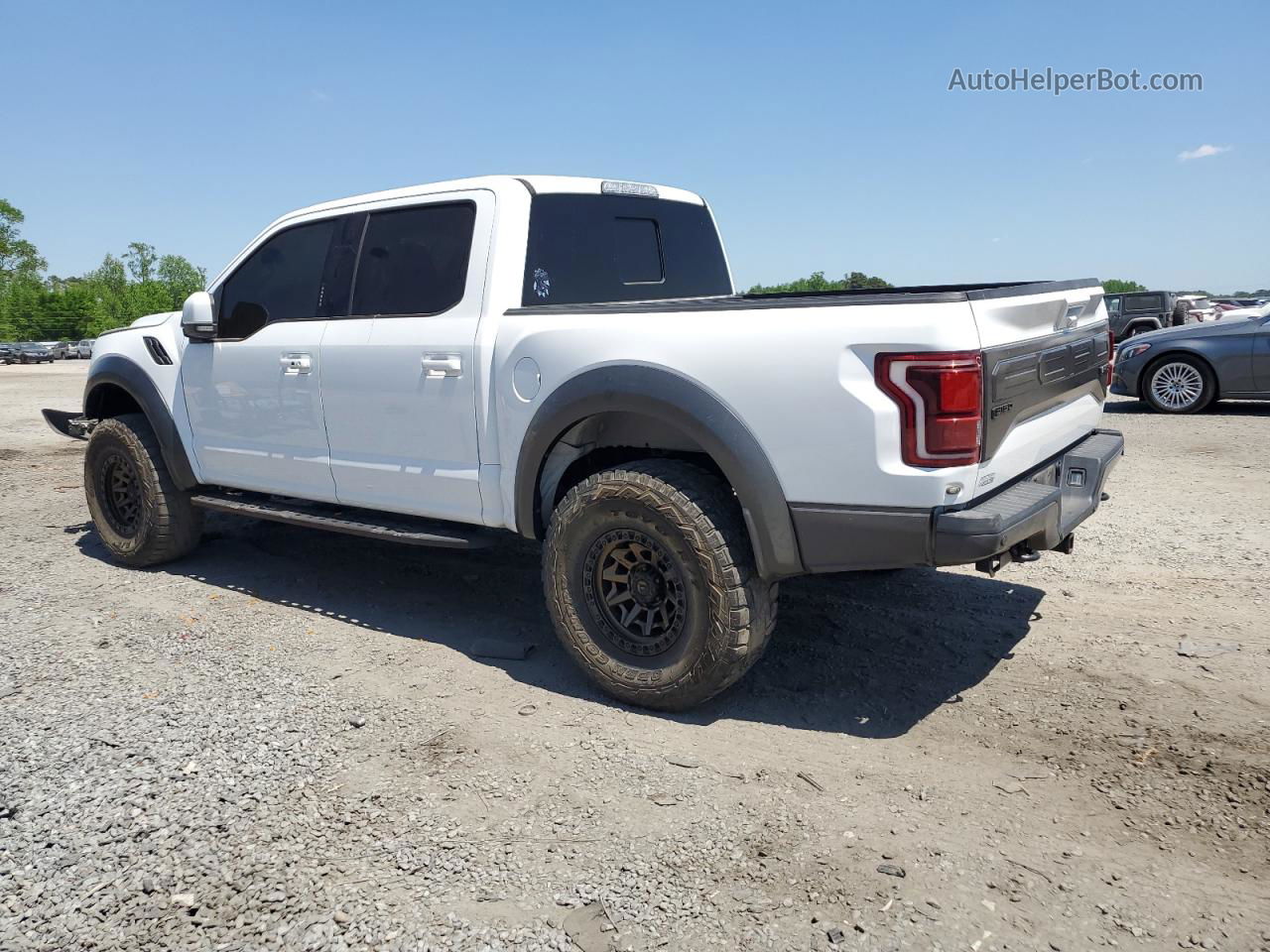 2018 Ford F150 Raptor White vin: 1FTFW1RG2JFB79171