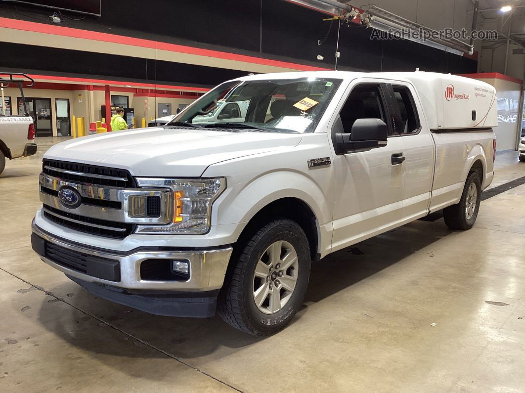 2018 Ford F-150 Xlt vin: 1FTFX1C54JKF08013