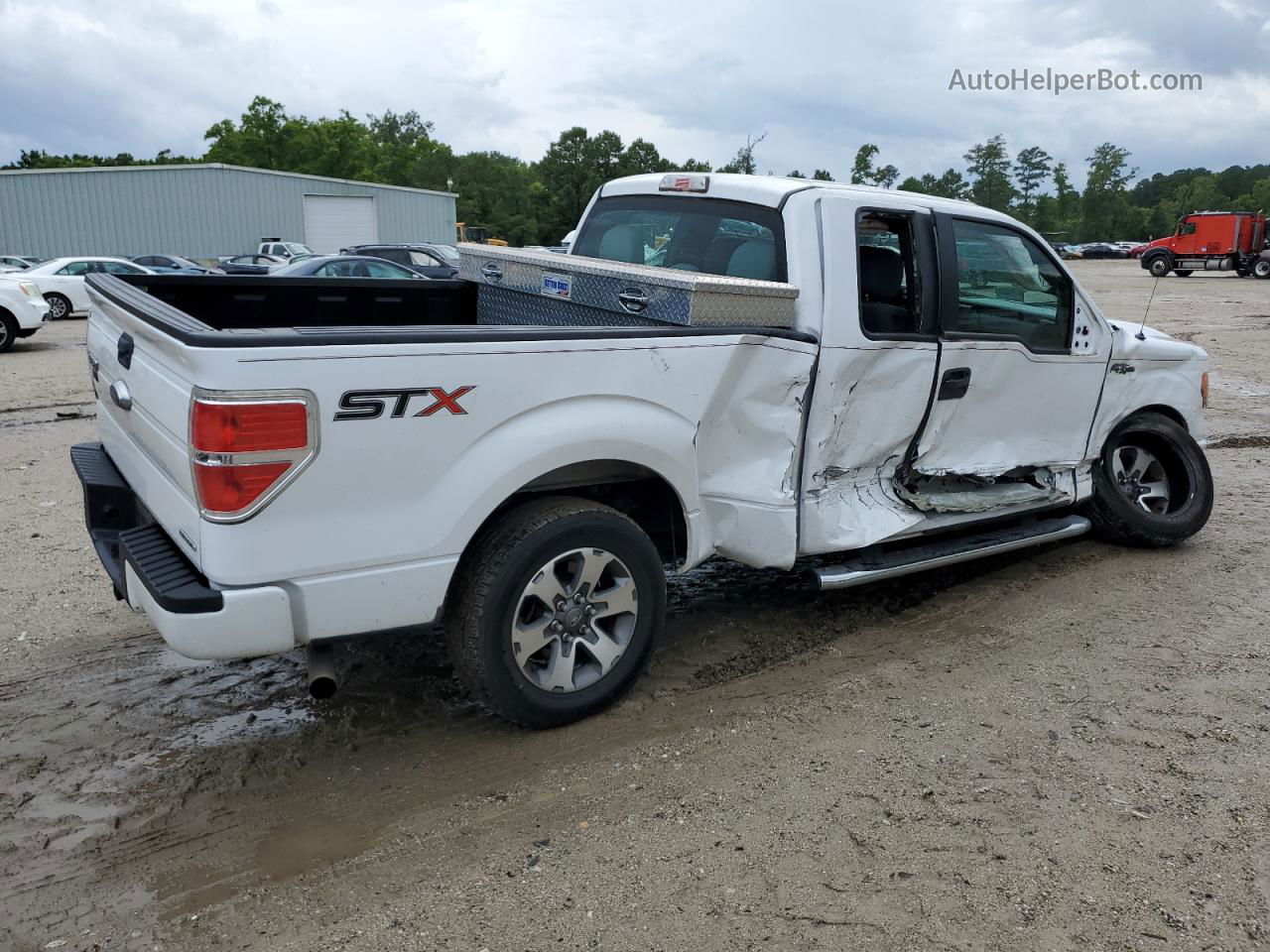 2014 Ford F150 Super Cab White vin: 1FTFX1CF3EKG18470