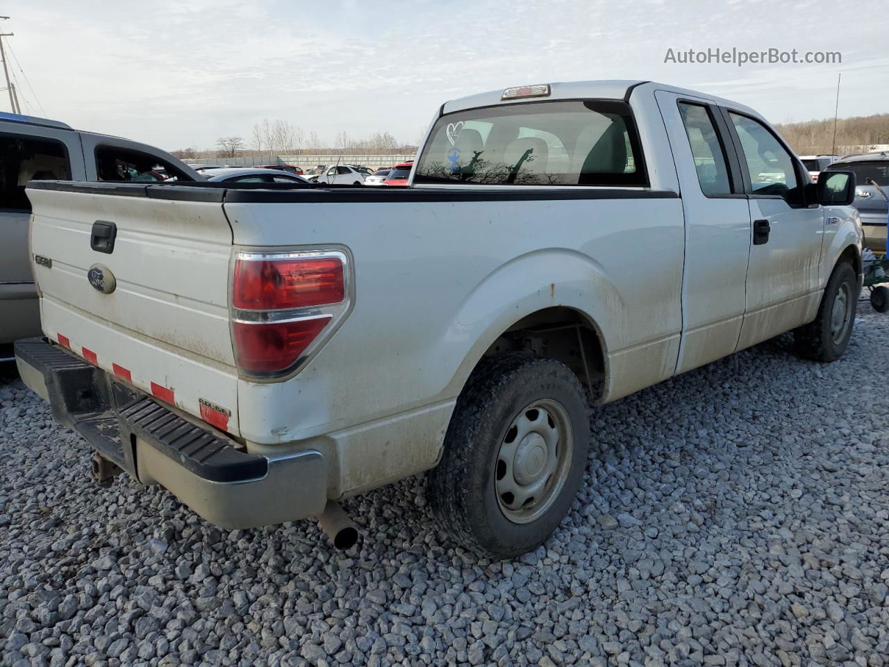 2011 Ford F150 Super Cab White vin: 1FTFX1CF8BFB28501