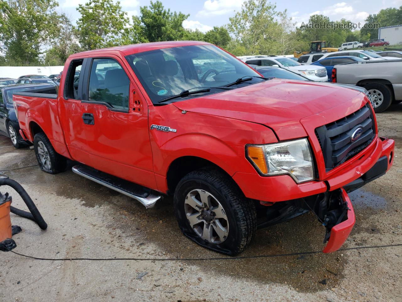 2011 Ford F150 Super Cab Red vin: 1FTFX1CF9BFC62692