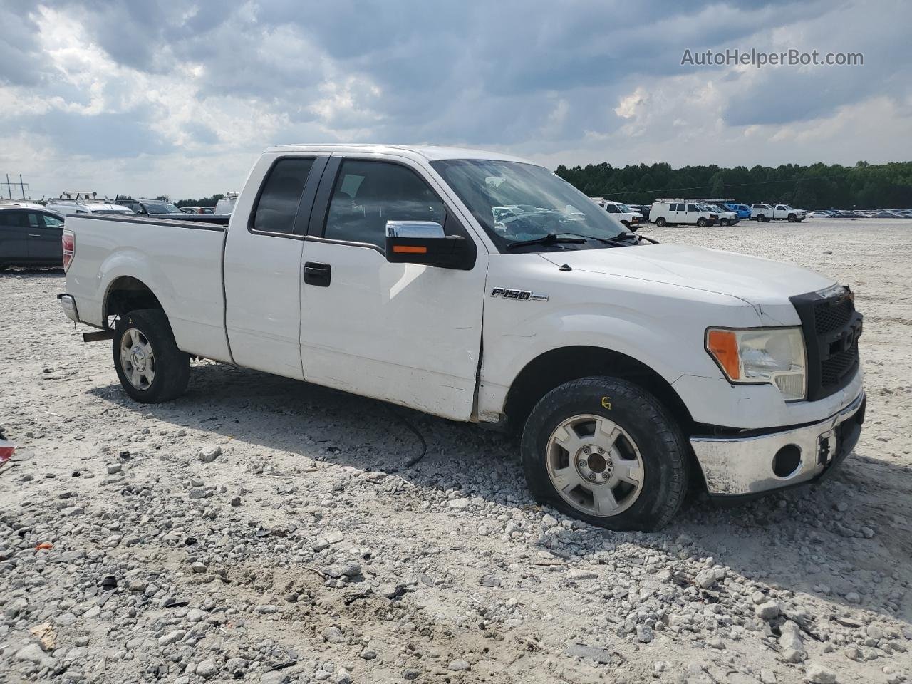 2011 Ford F150 Super Cab White vin: 1FTFX1CT1BFD15858
