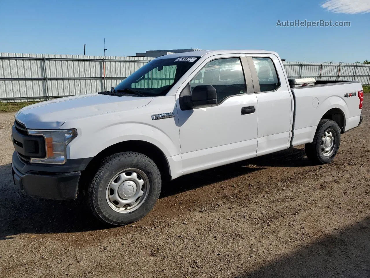 2018 Ford F150 Super Cab White vin: 1FTFX1E52JKC41029