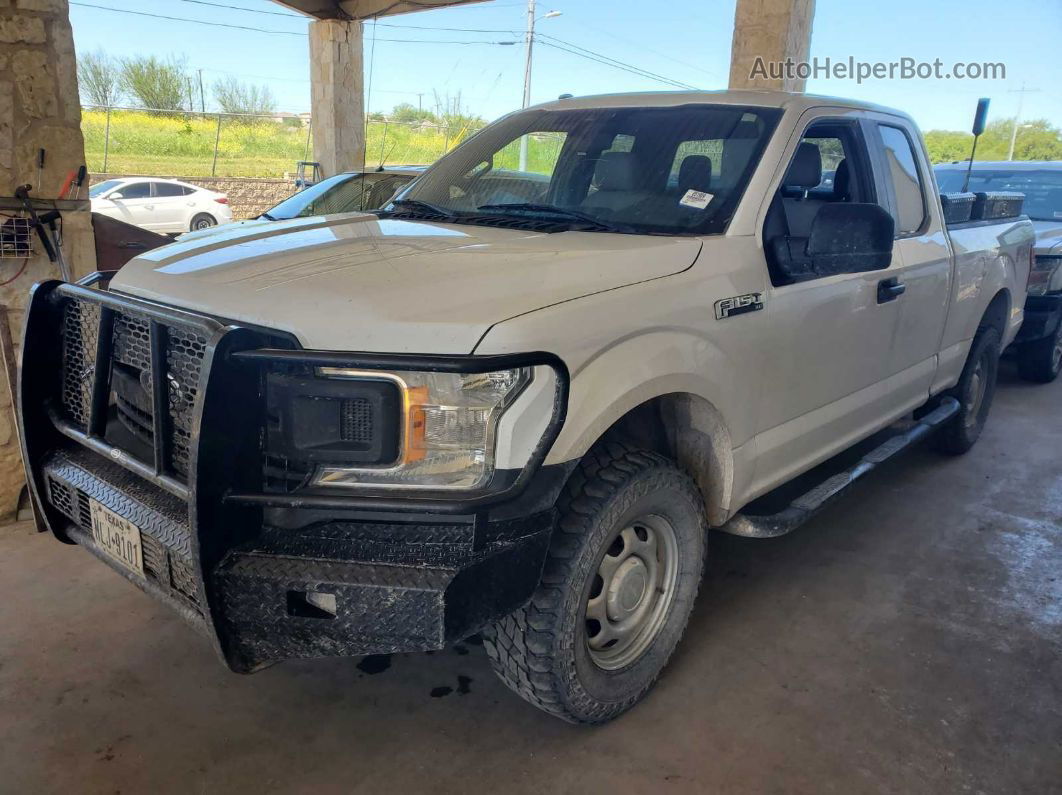 2019 Ford F150 Super Cab vin: 1FTFX1E53KKD84556