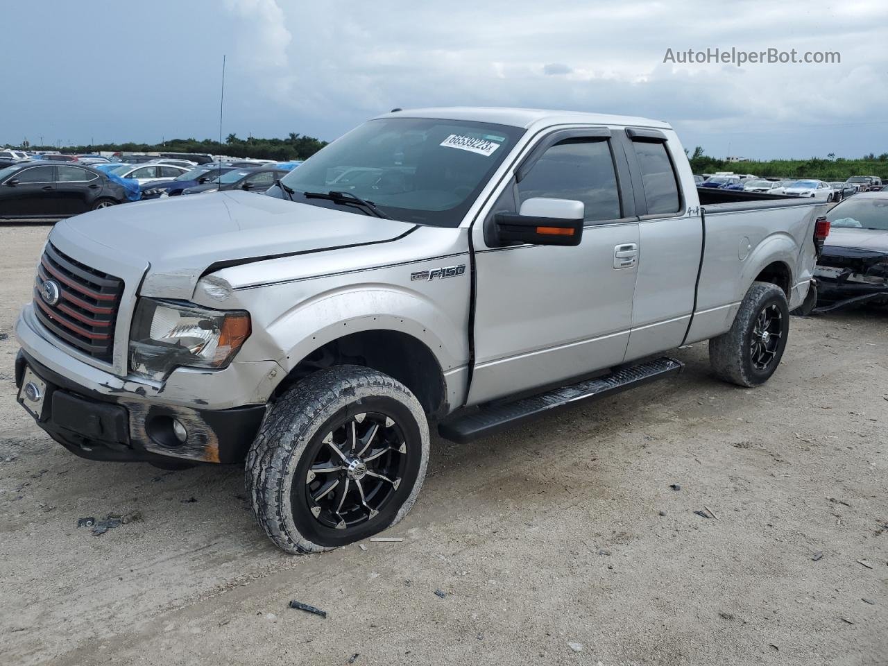 2011 Ford F150 Super Cab Silver vin: 1FTFX1EF1BFD40511