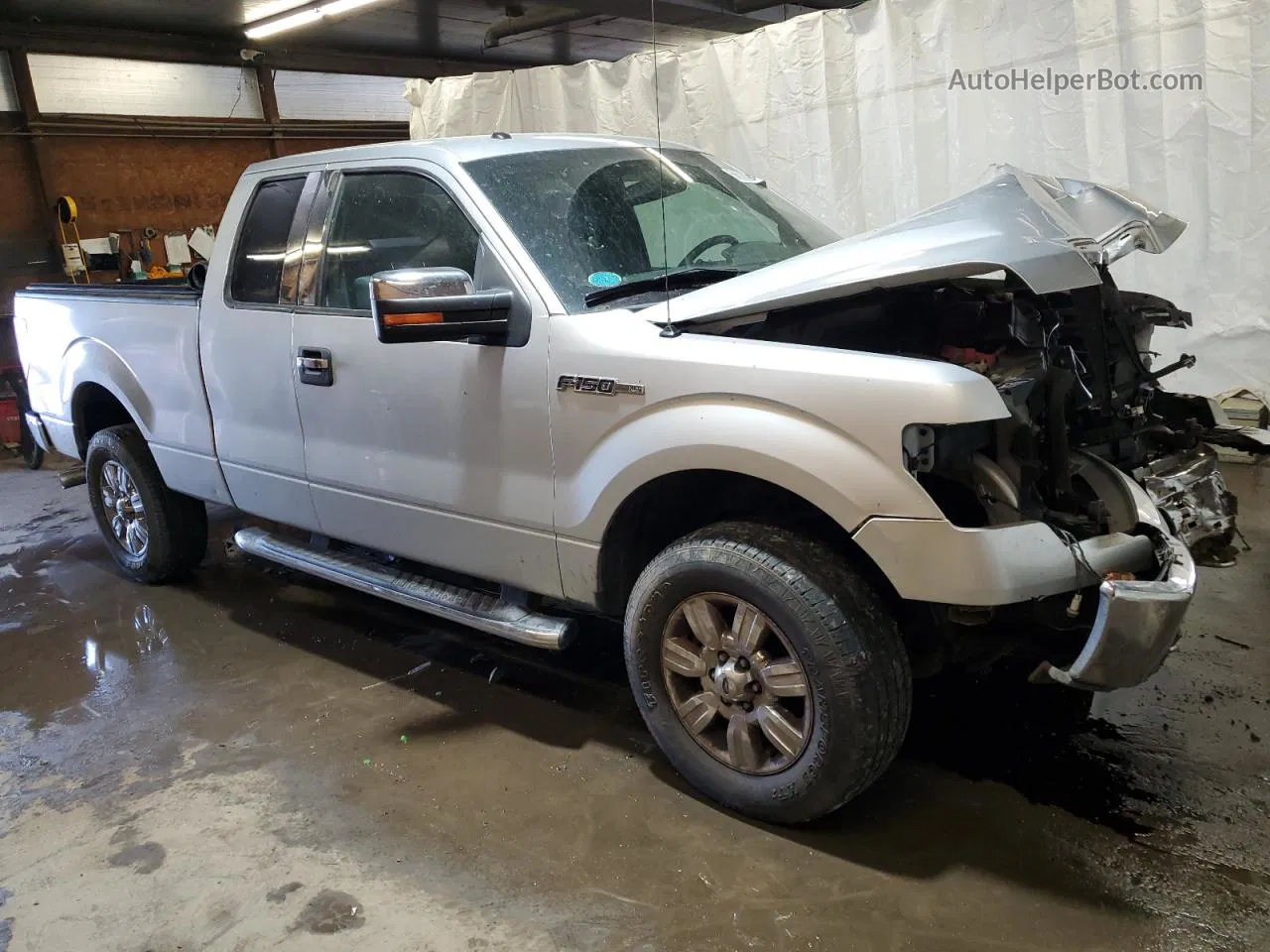 2011 Ford F150 Super Cab Silver vin: 1FTFX1EF3BFC17146