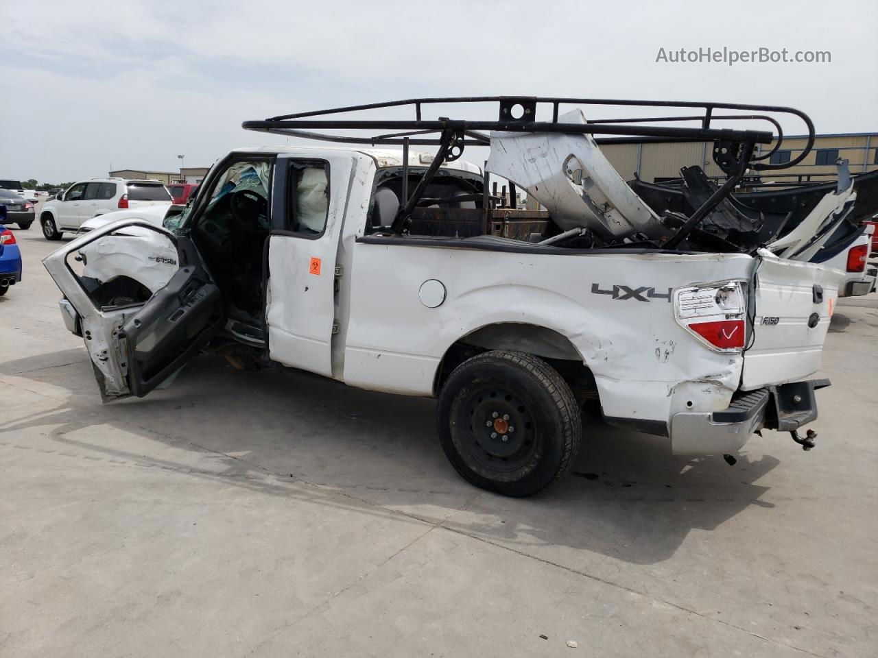 2011 Ford F150 Super Cab White vin: 1FTFX1EF3BFC49434