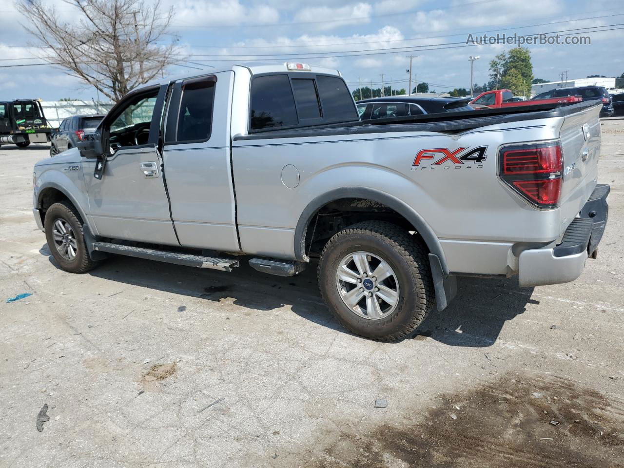 2014 Ford F150 Super Cab Silver vin: 1FTFX1EF4EFA42605