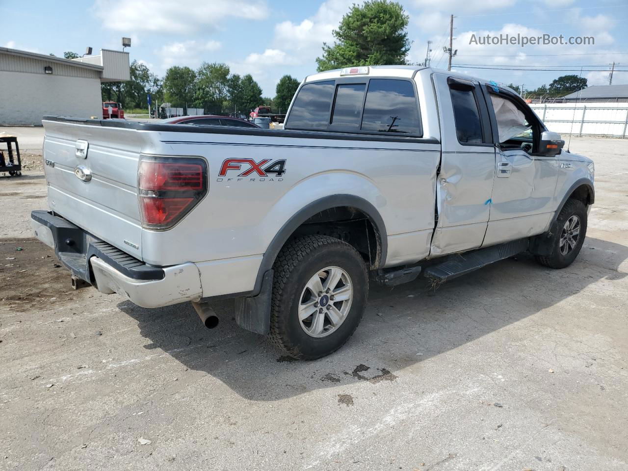 2014 Ford F150 Super Cab Silver vin: 1FTFX1EF4EFA42605