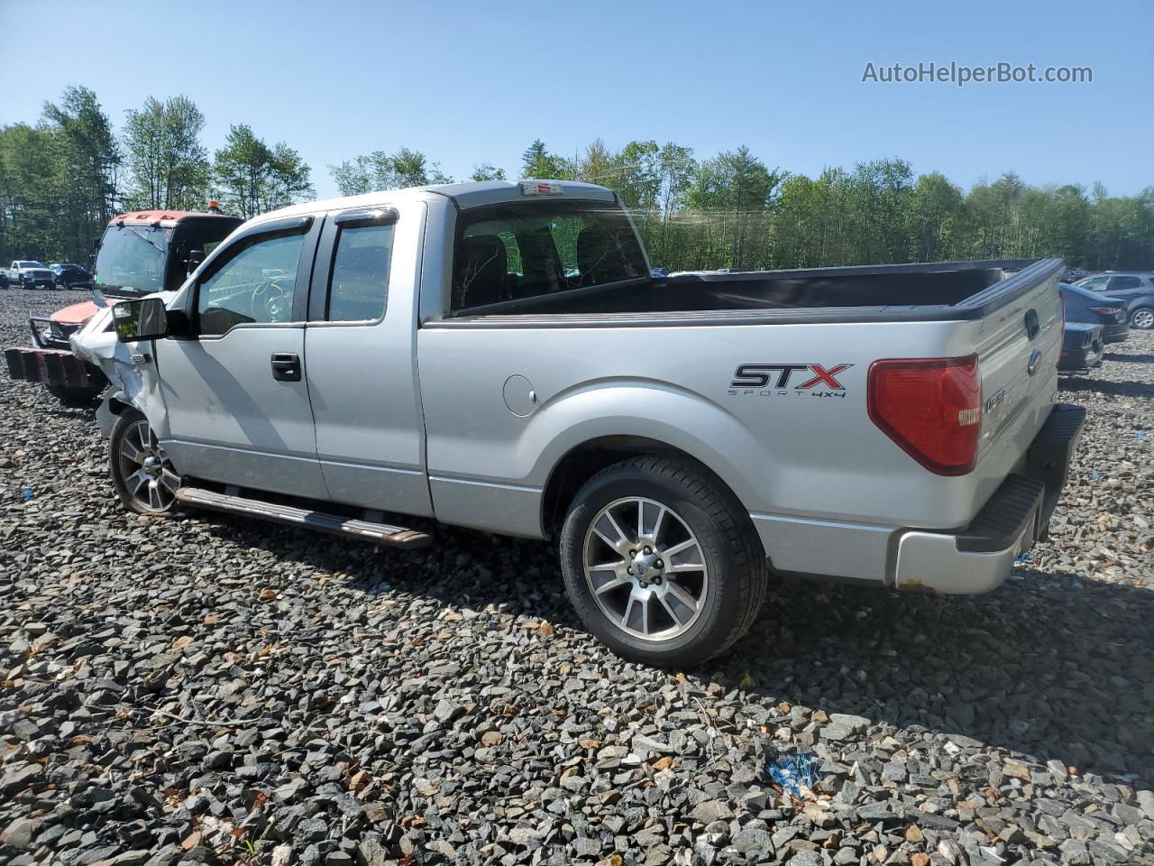 2014 Ford F150 Super Cab Silver vin: 1FTFX1EF4EKG17051