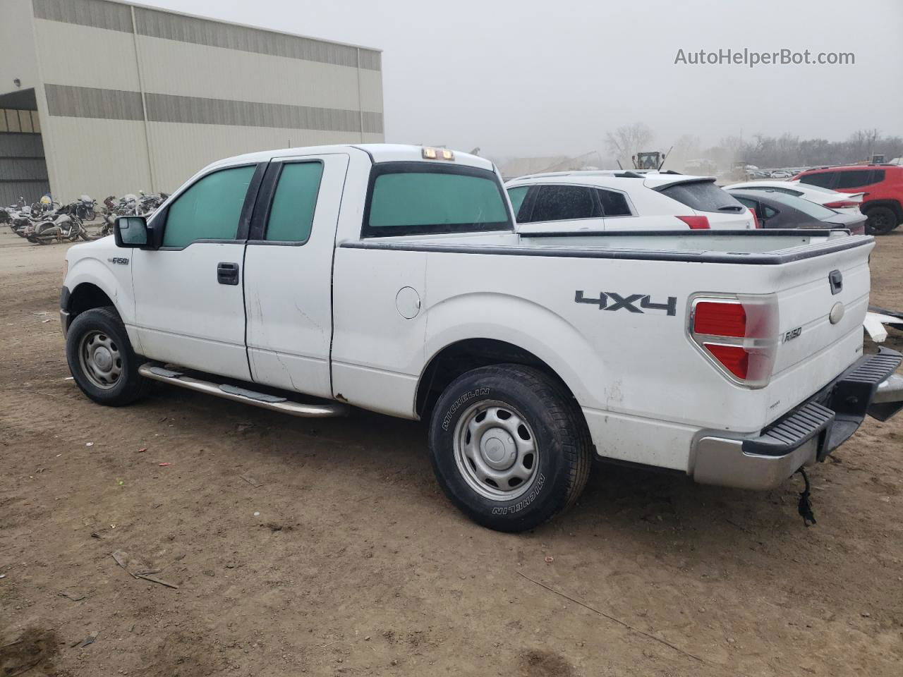 2011 Ford F150 Super Cab White vin: 1FTFX1EF8BKD98168