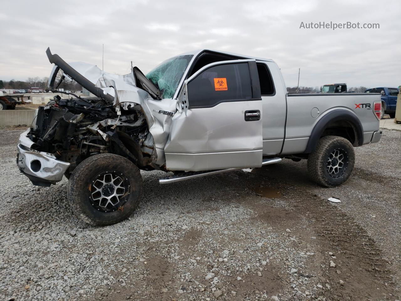 2011 Ford F150 Super Cab Silver vin: 1FTFX1EF9BFB11669