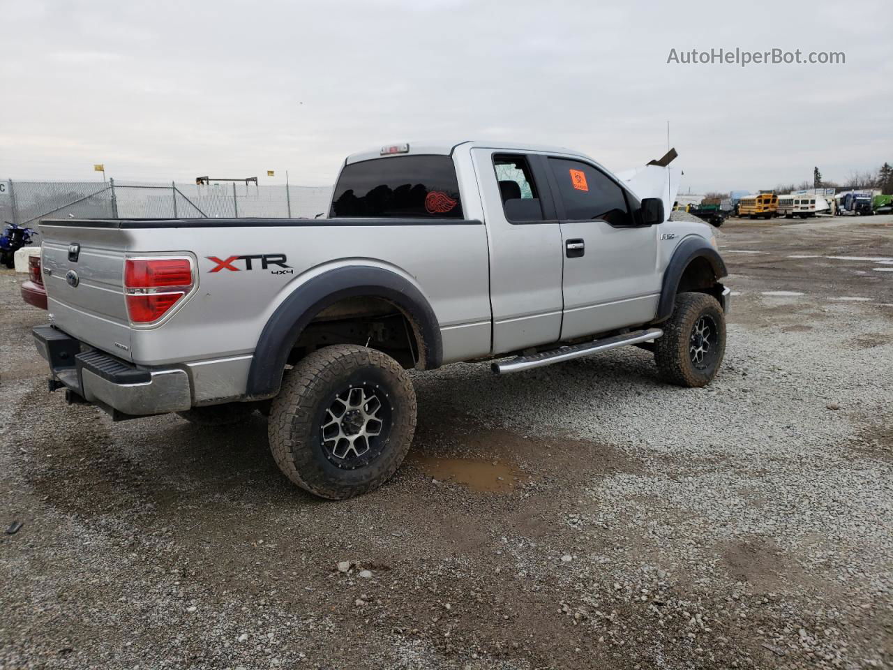 2011 Ford F150 Super Cab Silver vin: 1FTFX1EF9BFB11669