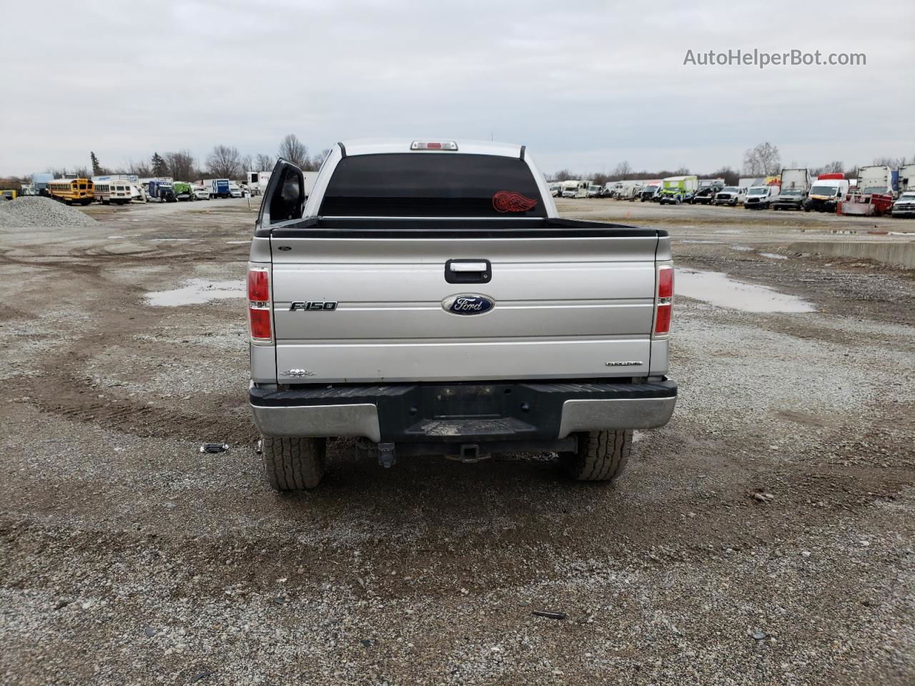 2011 Ford F150 Super Cab Silver vin: 1FTFX1EF9BFB11669