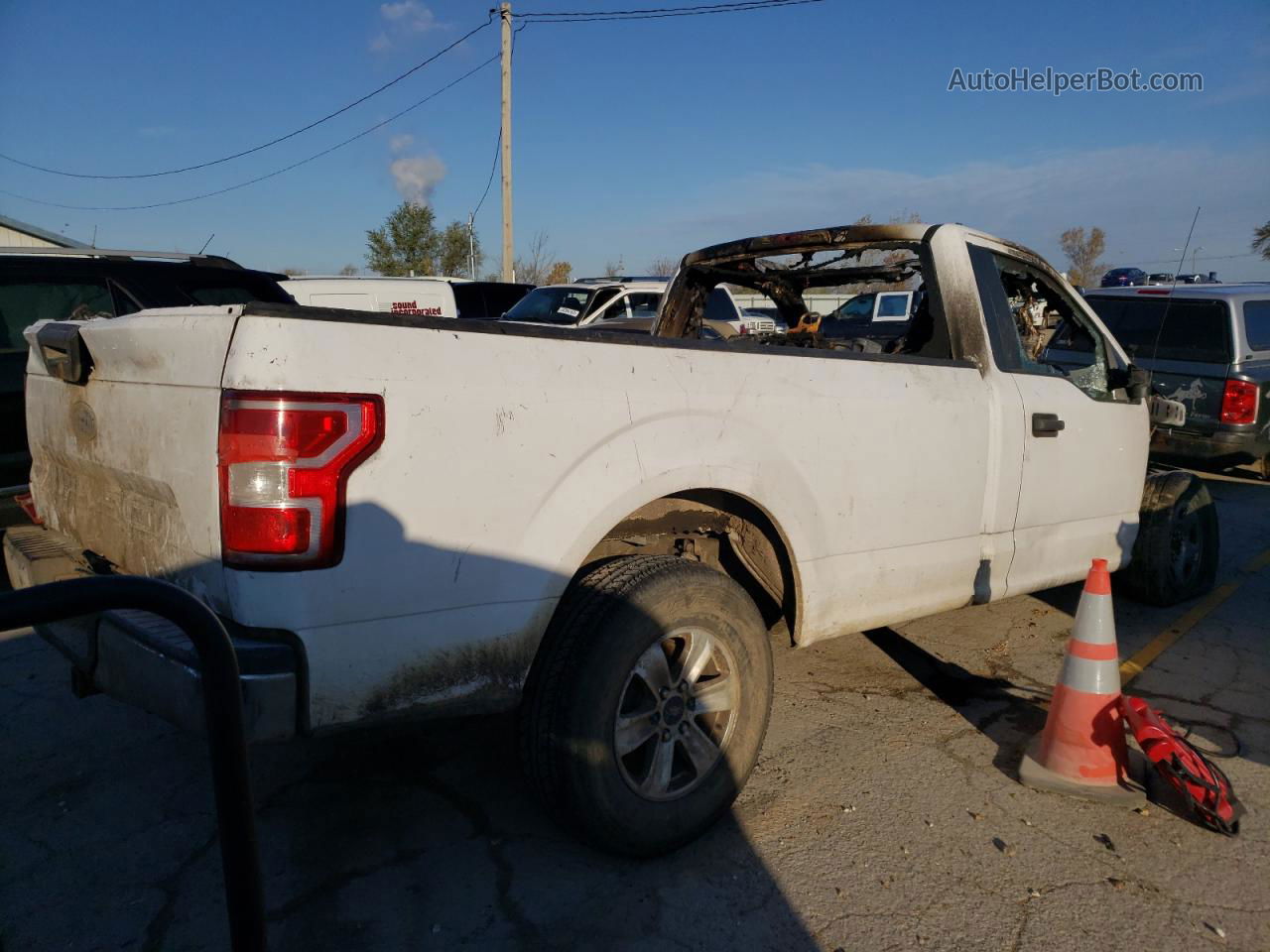 2019 Ford F150  Пожар vin: 1FTMF1C53KKD39128