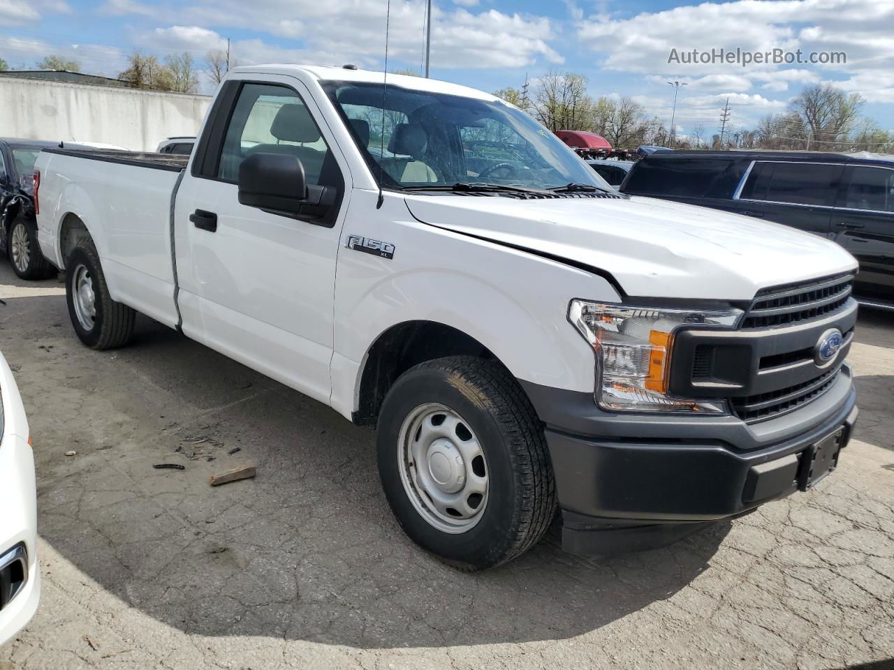 2018 Ford F150  White vin: 1FTMF1C54JKD46488