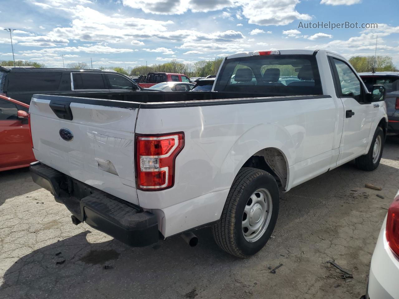 2018 Ford F150  White vin: 1FTMF1C54JKD46488