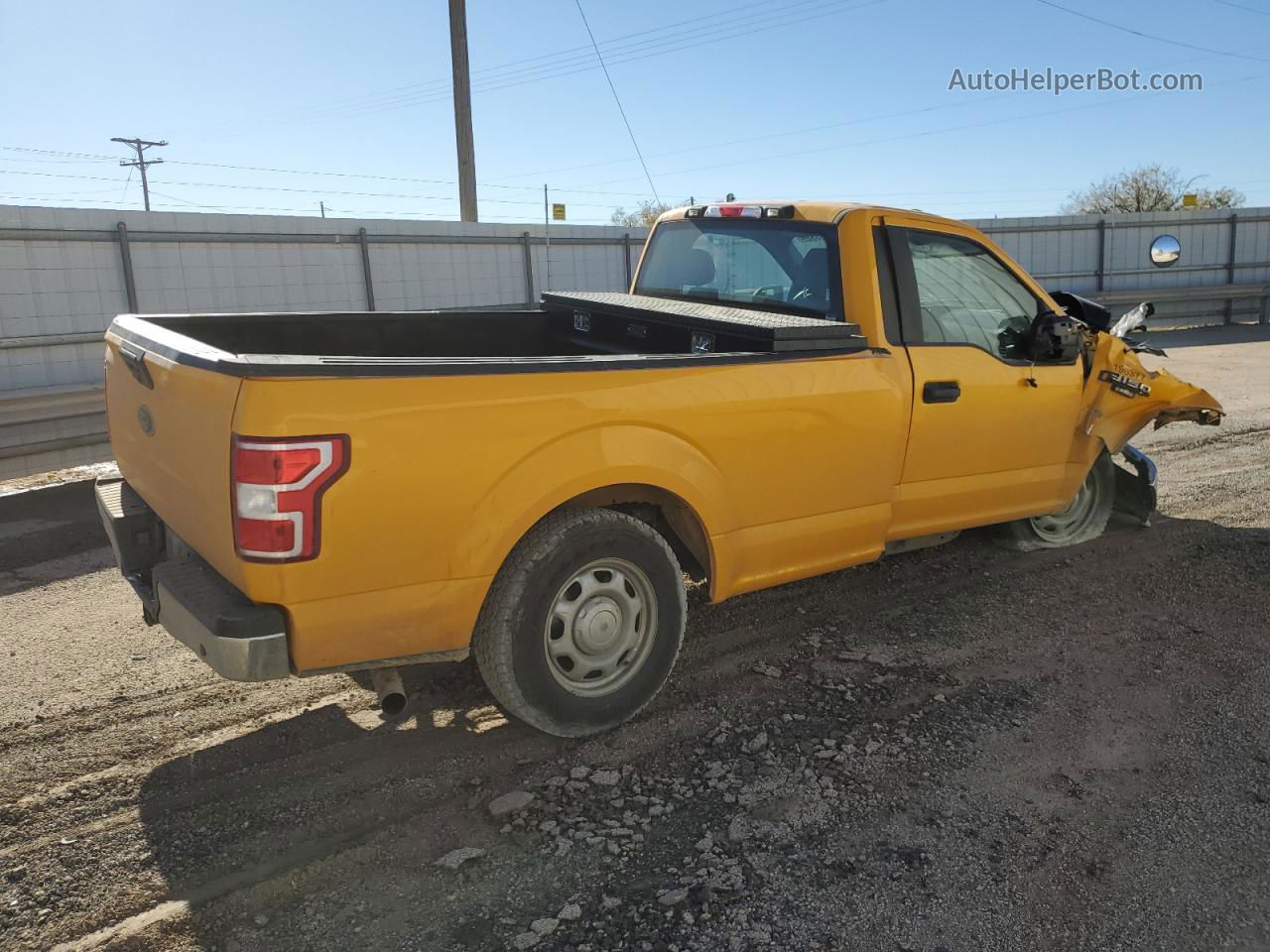 2019 Ford F150  Yellow vin: 1FTMF1C5XKKD91937