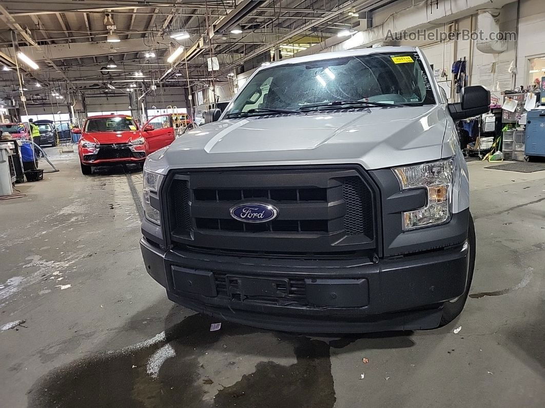 2017 Ford F150   vin: 1FTMF1C80HKC77271