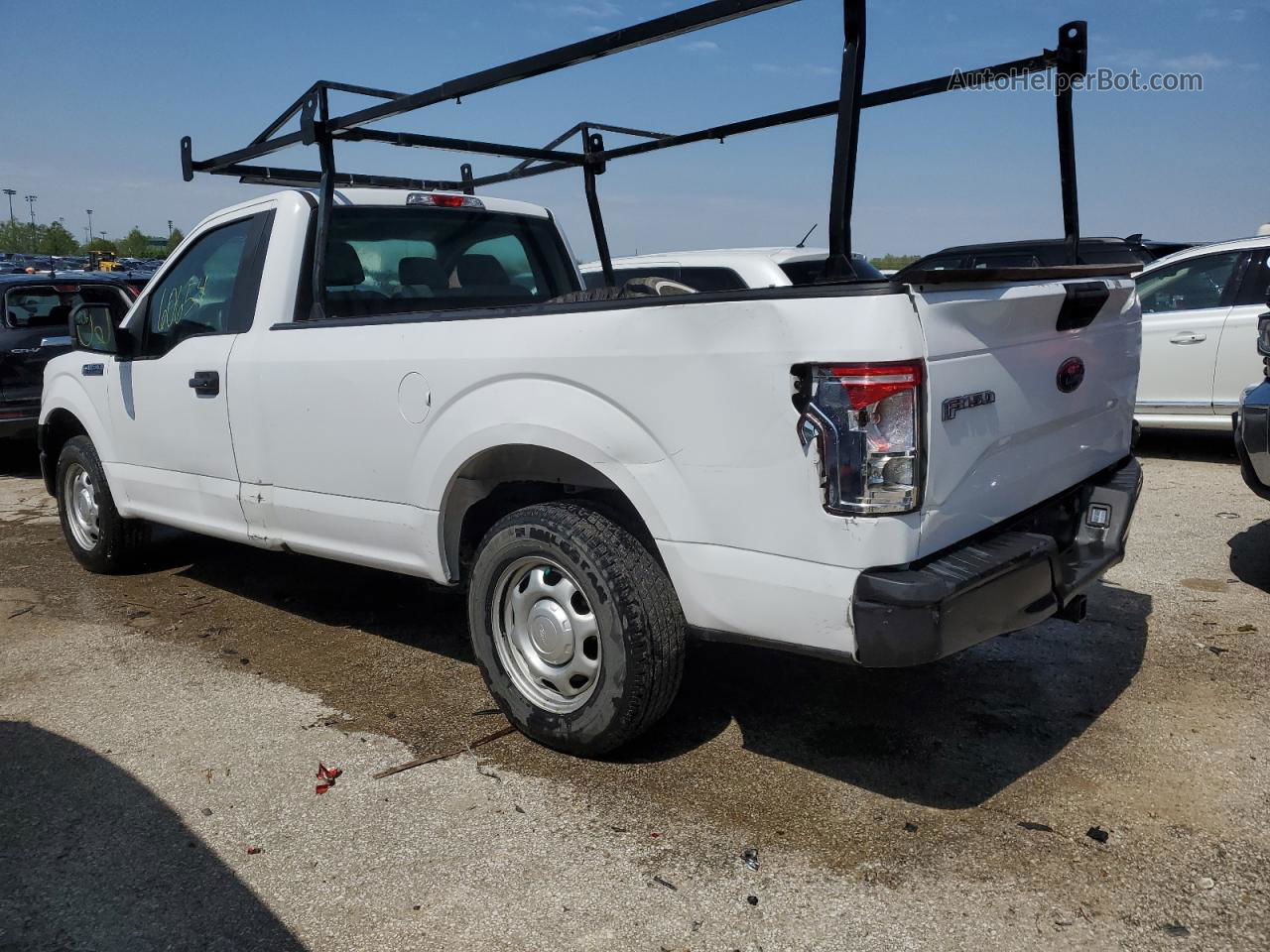 2017 Ford F150  White vin: 1FTMF1C81HKD41530