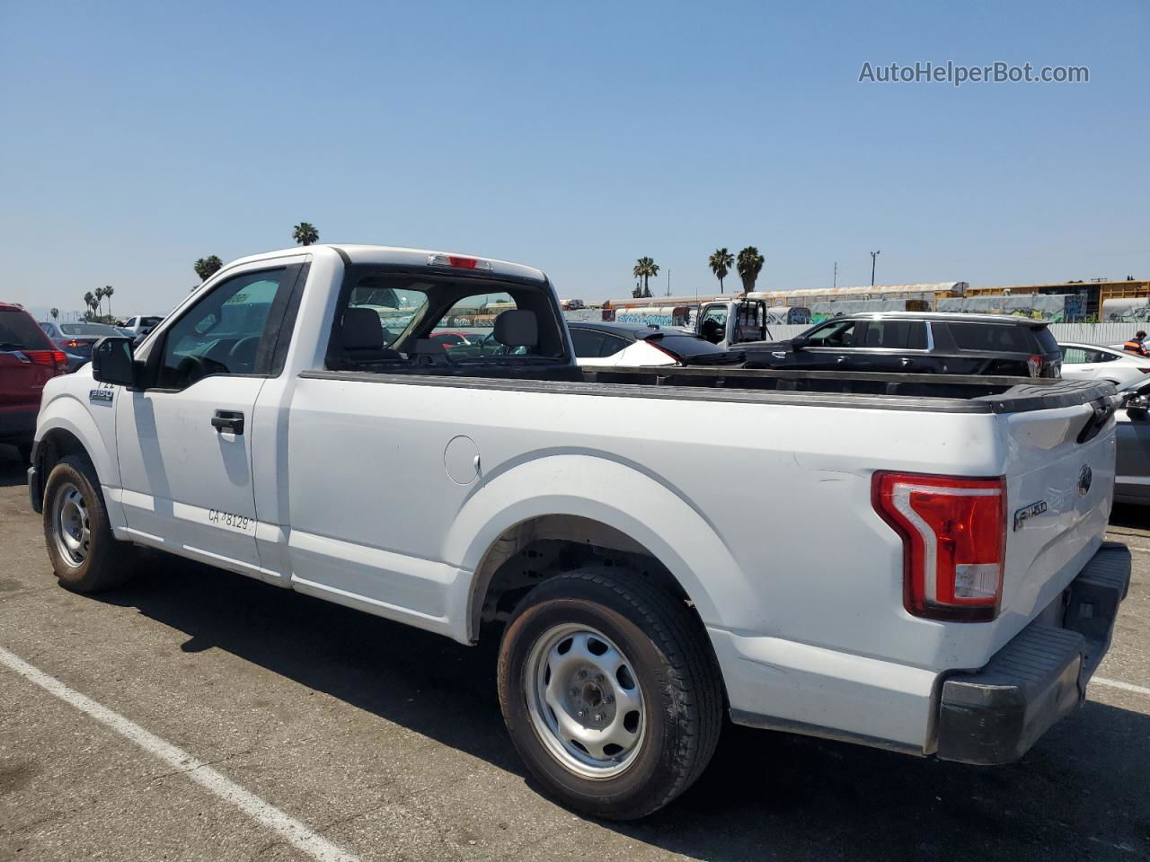 2017 Ford F150  White vin: 1FTMF1C86HKD47159