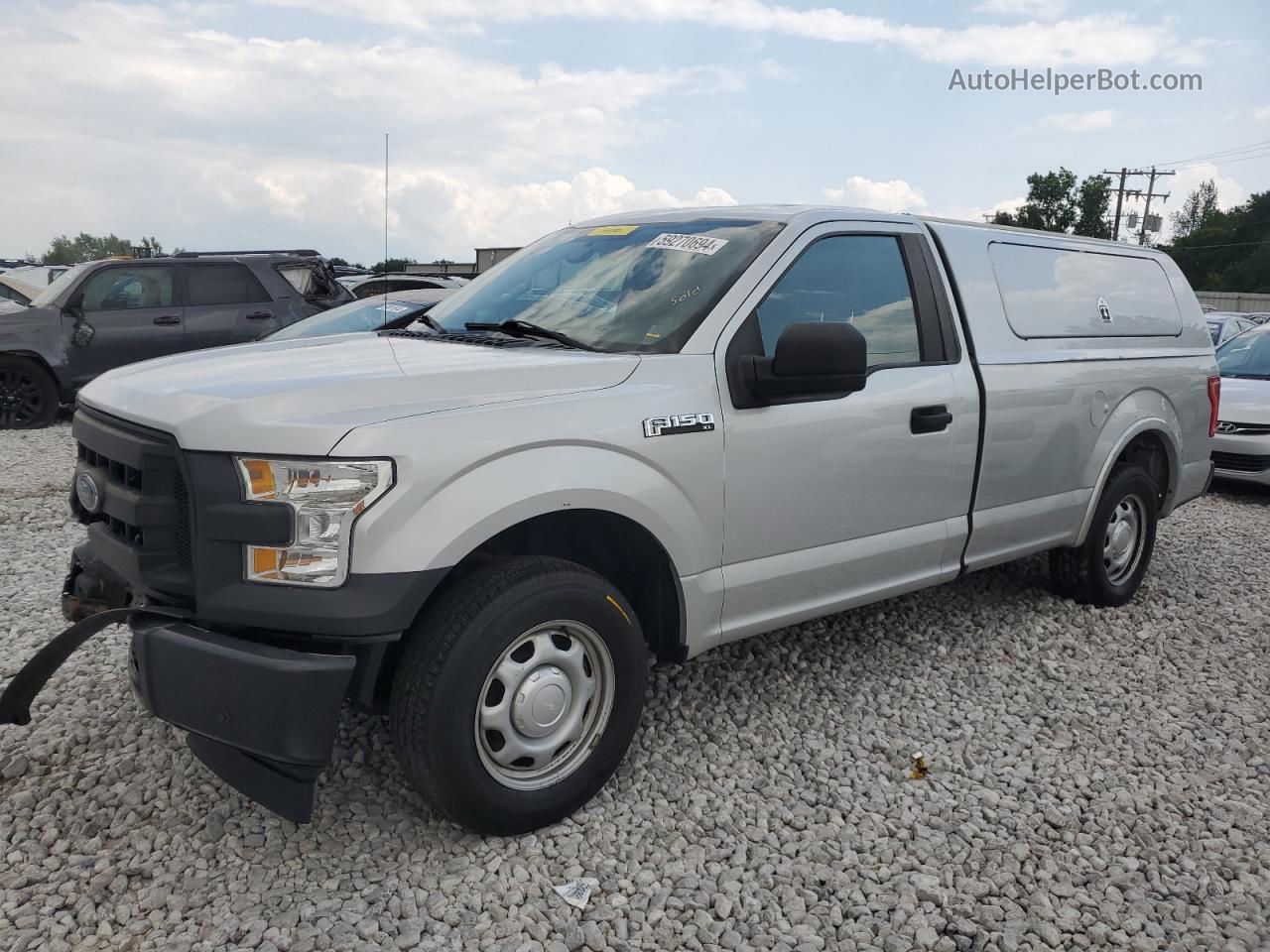 2017 Ford F150  Silver vin: 1FTMF1C87HKE27117