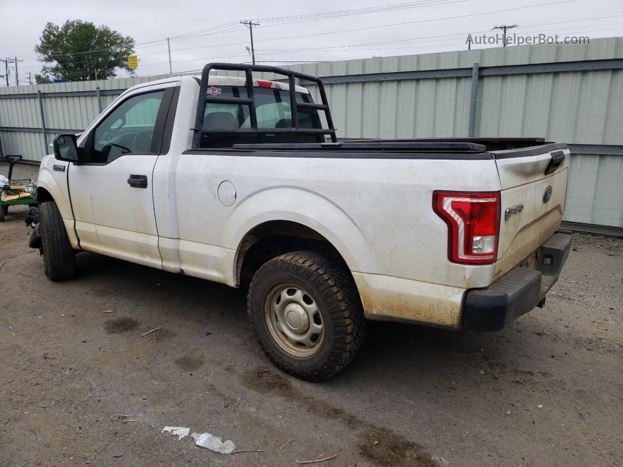 2017 Ford F150  White vin: 1FTMF1C8XHKD91732