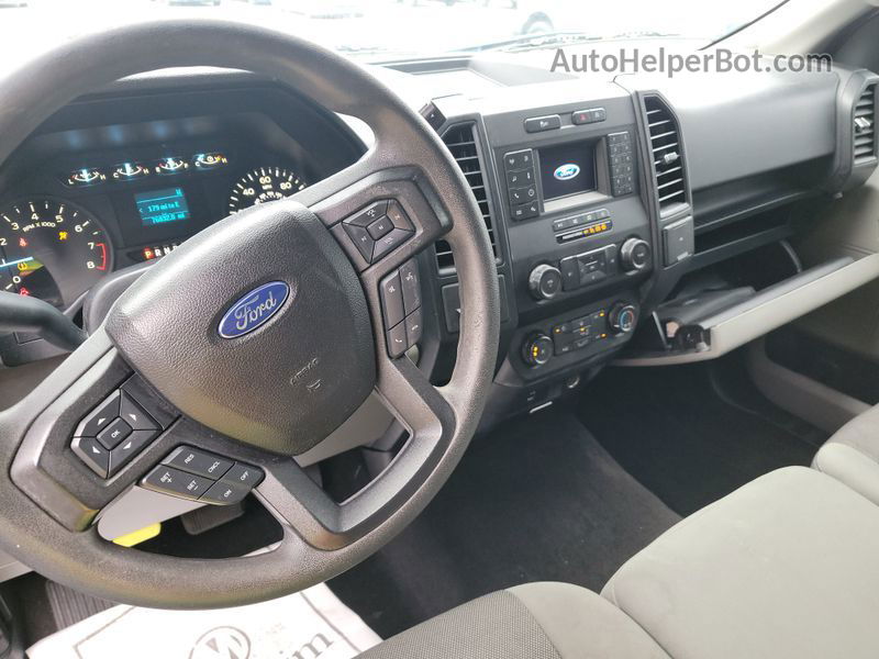 2018 Ford F150   vin: 1FTMF1CB2JKC15825