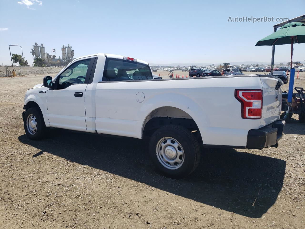 2019 Ford F150  White vin: 1FTMF1CB2KKC98707