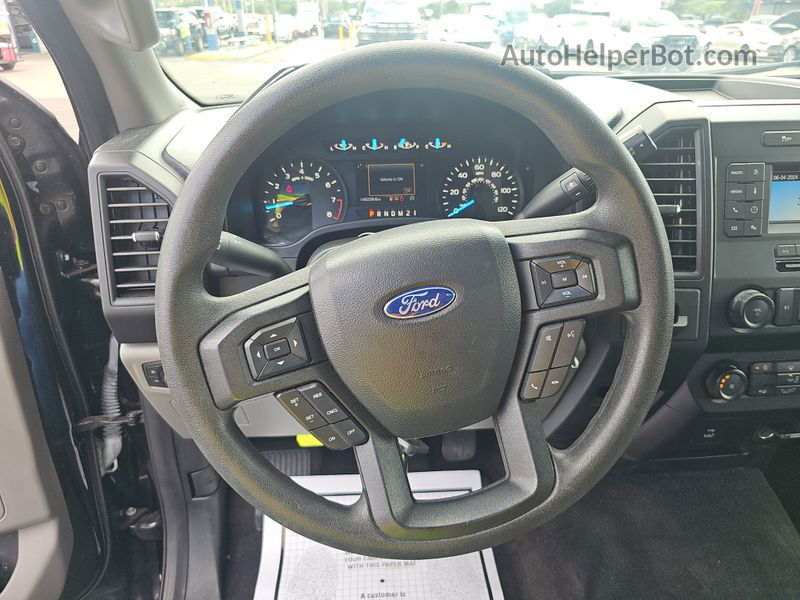 2020 Ford F150   vin: 1FTMF1CB2LKF11527