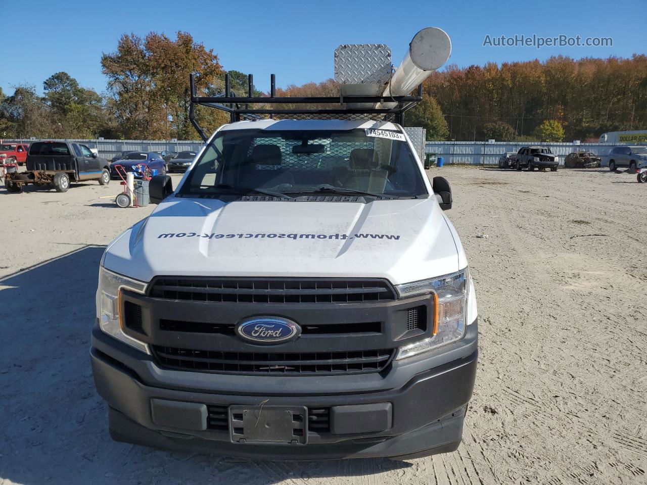 2019 Ford F150  White vin: 1FTMF1CBXKKC16755