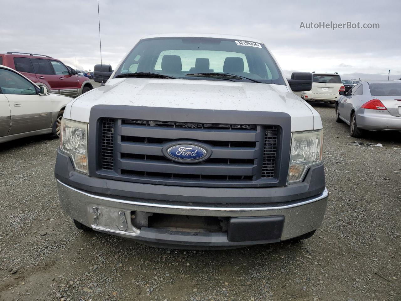 2011 Ford F150  White vin: 1FTMF1CM1BKD72197