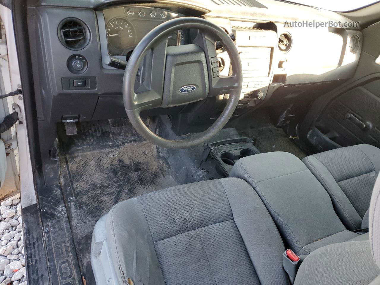 2011 Ford F150  Белый vin: 1FTMF1CM3BFB76108