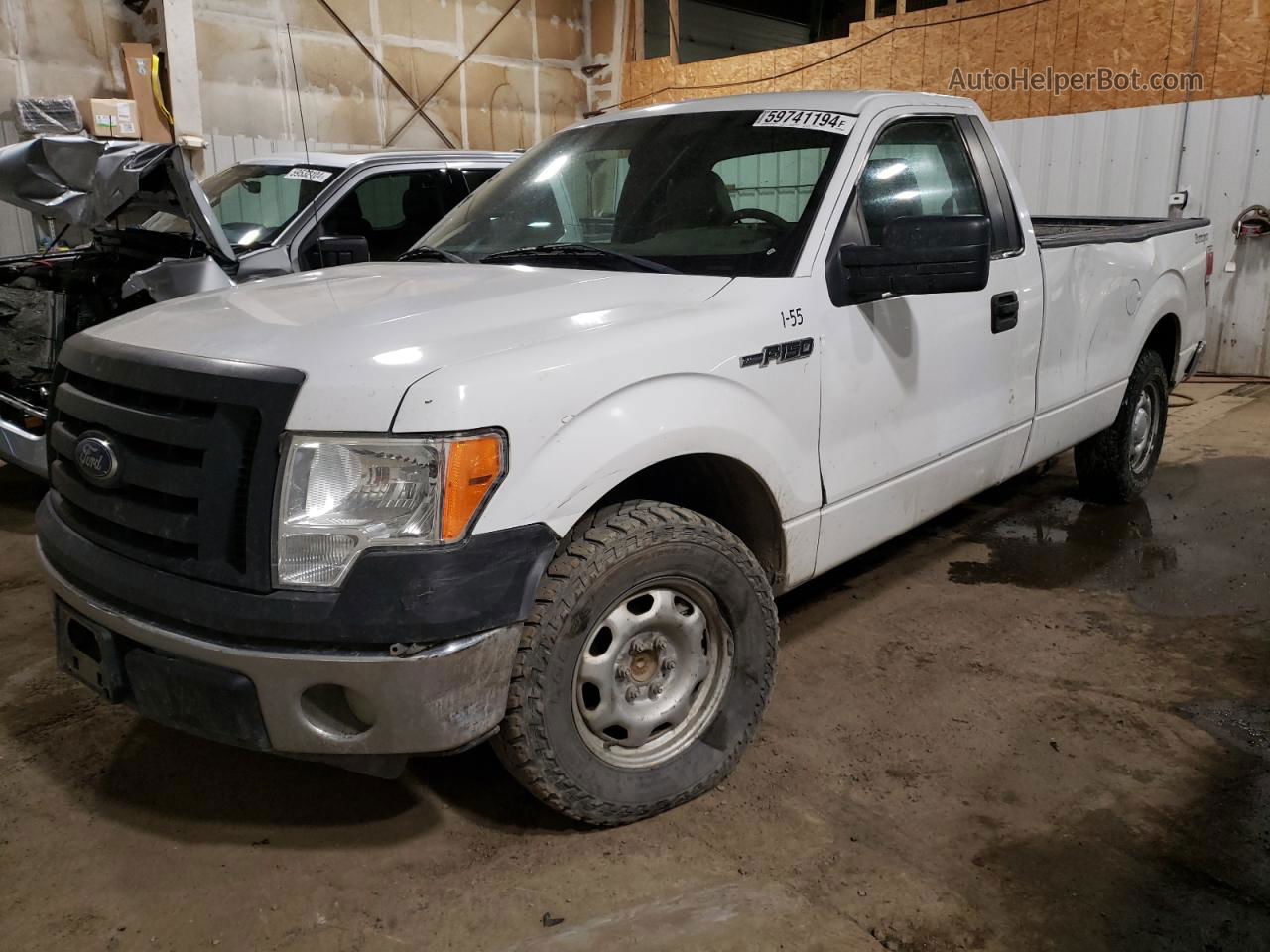 2011 Ford F150  White vin: 1FTMF1CM3BKD21574