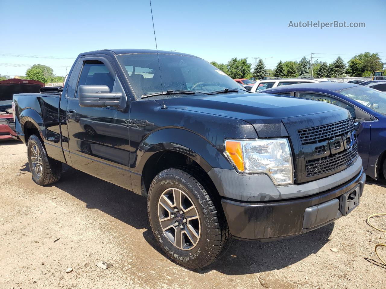 2011 Ford F150  Black vin: 1FTMF1CM6BFA15493