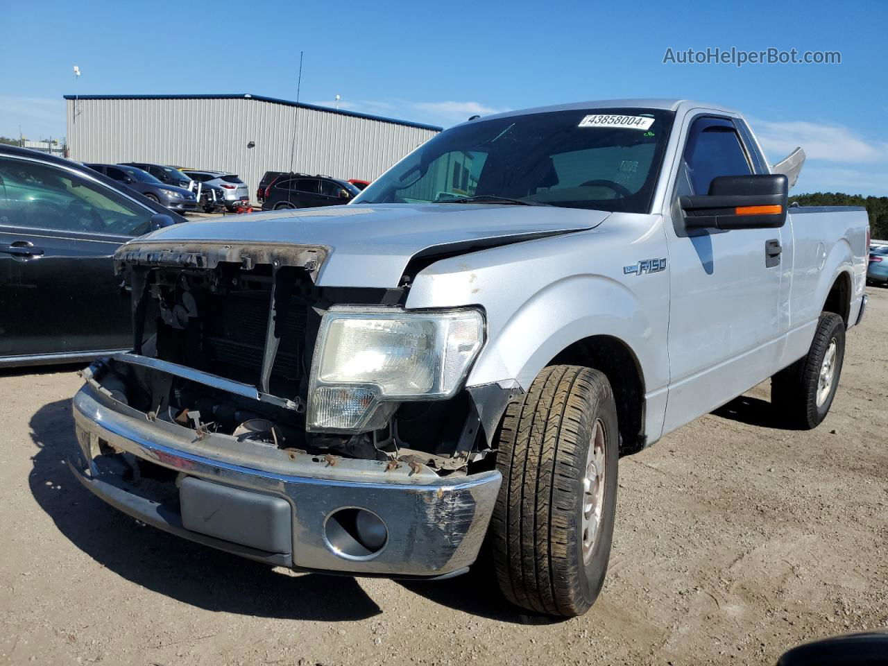 2011 Ford F150  Silver vin: 1FTMF1CM8BFC09829