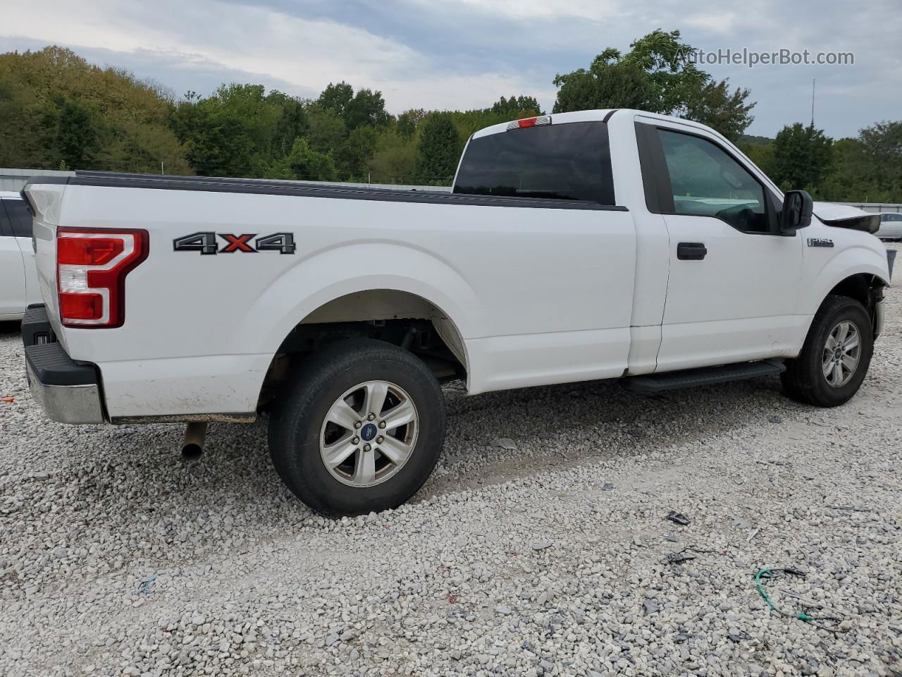 2018 Ford F150  White vin: 1FTMF1E59JKF56386