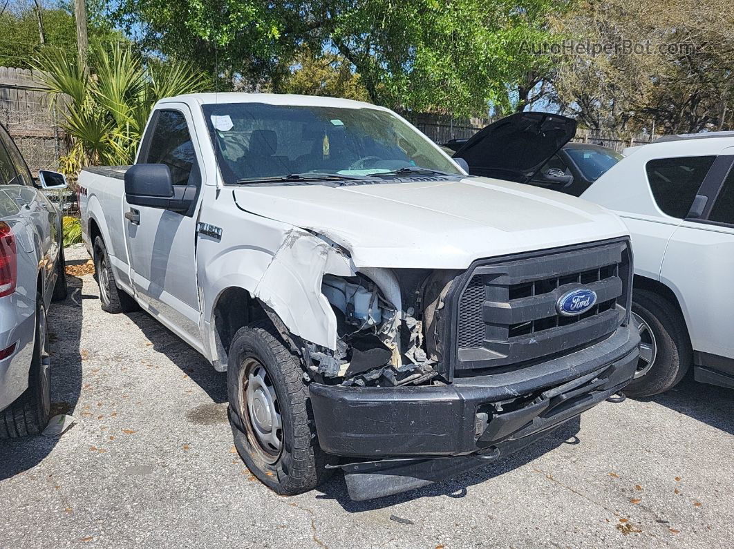 2017 Ford F150   vin: 1FTMF1E83HFB77381