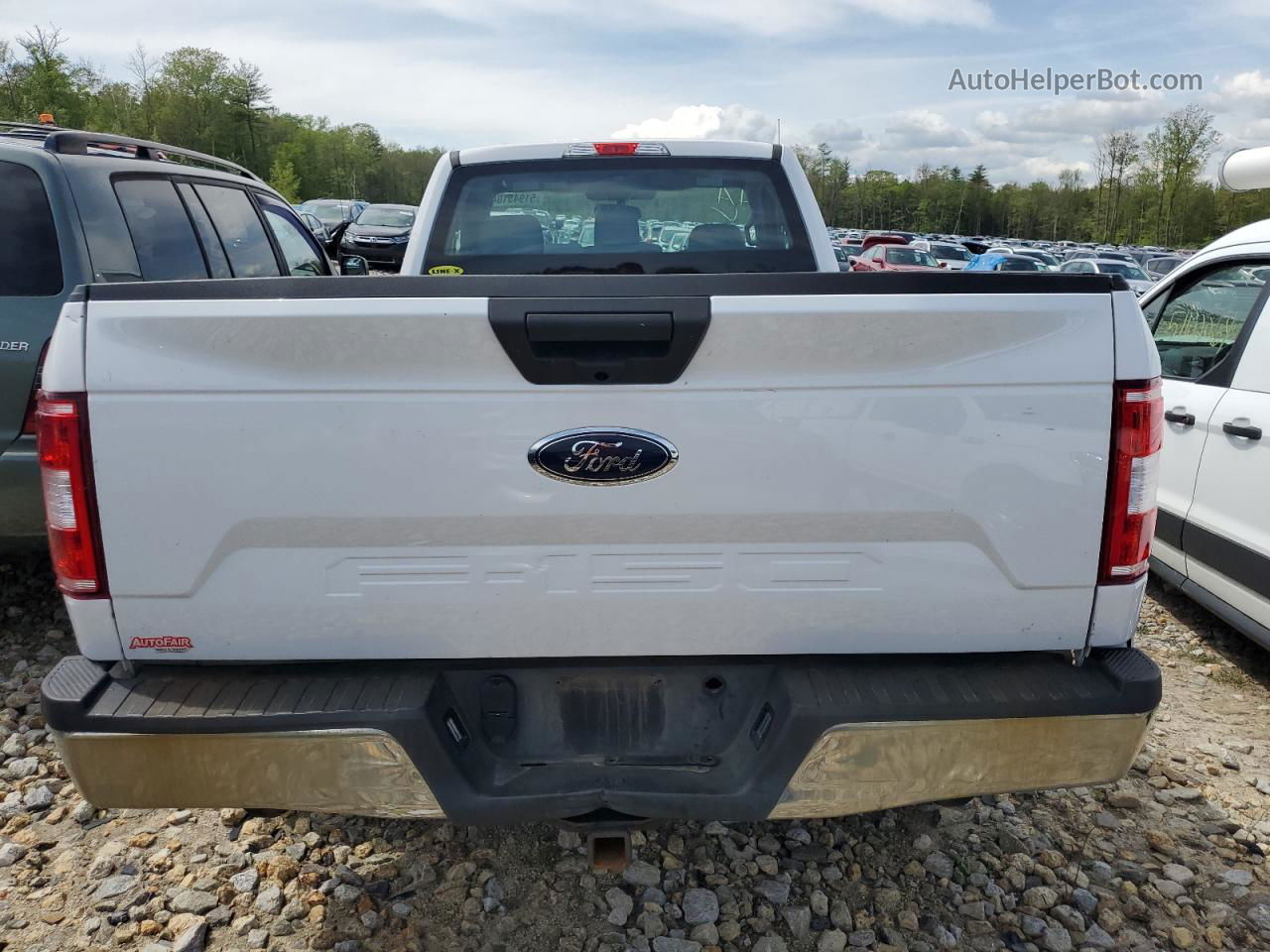 2020 Ford F150  White vin: 1FTMF1EB1LKF23455